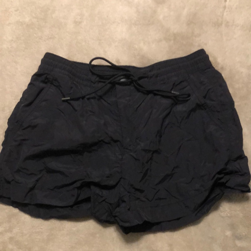 American eagle shorts size small